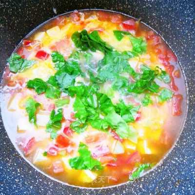 番茄豆腐白菜汤的做法（番茄豆腐白菜汤的做法窍门）